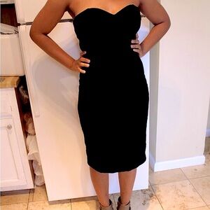Black Velvet Crepe Contrast Strapless Fitted Dress size 6